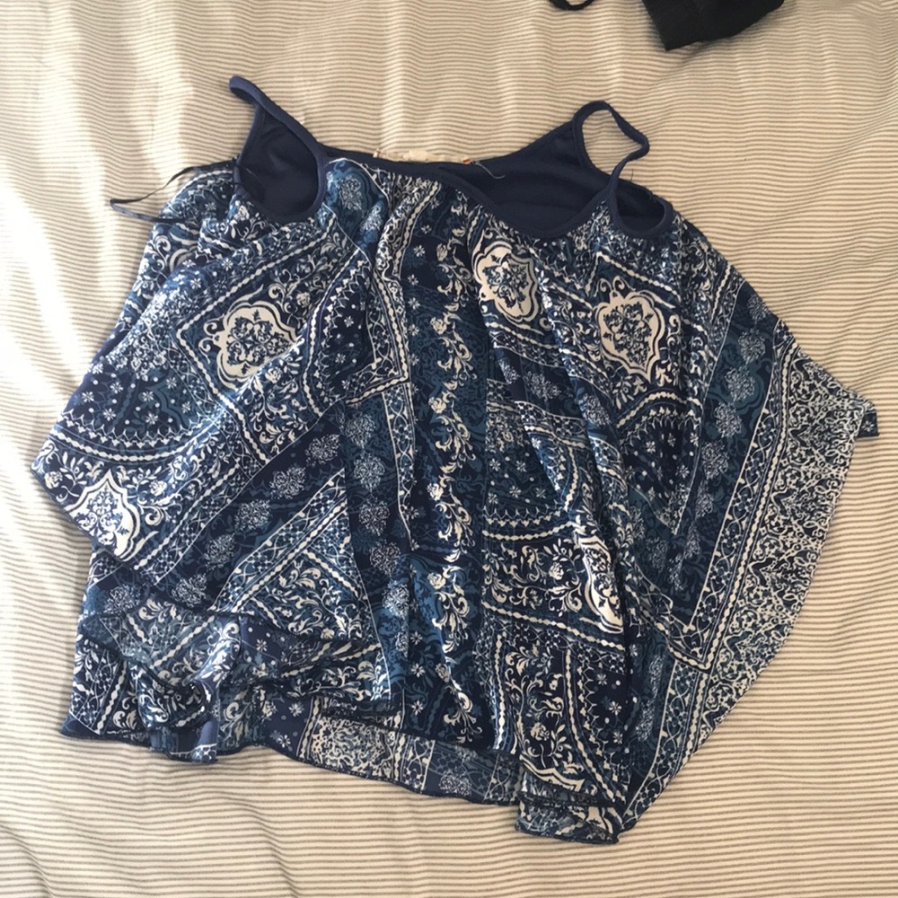 Flowy tank top, with crop top under